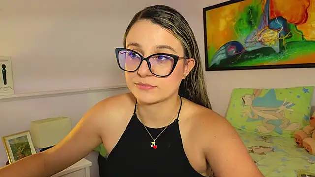 Snapshot of katiaa_lovv chatting on April 11, 2026, 7:51 pm katiaa lovv online show from April 11, 2026, 7:51 pm