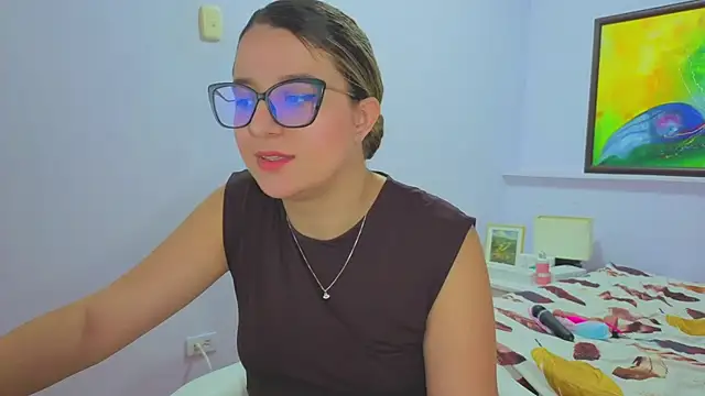 Snapshot of katiaa_lovv chatting on June 26, 2026, 12:20 pm katiaa lovv online show from June 26, 2026, 12:20 pm