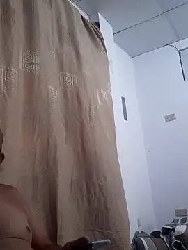 ANTHONYHOTT69 online show from November 13, 2025, 9:47 pm