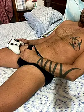 strongdickwii online show from September 29, 2025, 4:23 pm