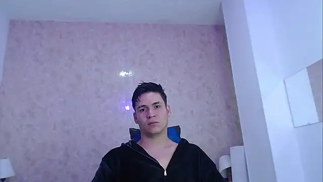 Aaron Foxxx online show from September 30, 2025, 1:05 pm