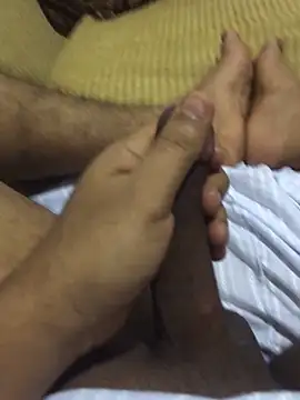 Snapshot of Yassesexy chatting on October 5, 2025, 9:45 pm Yassesexy online show from October 5, 2025, 9:45 pm