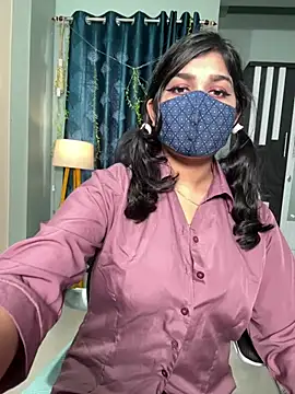 Snapshot of Lisa_afreen chatting on July 20, 2026, 11:23 am Lisa afreen online show from July 20, 2026, 11:23 am