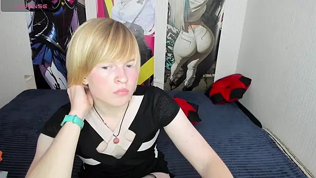 Cattie w  online show from October 18, 2025, 1:19 am