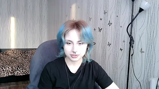 LeisaHopperstad online show from March 18, 2026, 2:20 pm