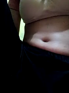 Snapshot of misskomal97 chatting on October 31, 2025, 6:42 pm misskomal97 online show from October 31, 2025, 6:42 pm