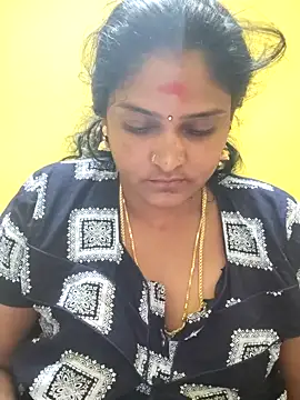 navyasree143 online show from October 18, 2025, 1:52 am