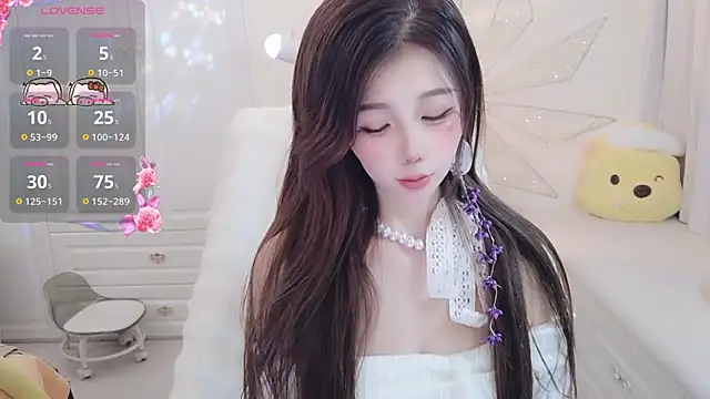 Coco-Di online show from October 13, 2025, 1:16 am