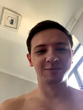 Snapshot of KirilStella chatting on October 5, 2025, 11:52 am KirilStella online show from October 5, 2025, 11:52 am