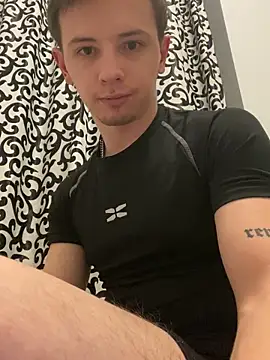 Snapshot of KirilStella chatting on October 9, 2025, 7:12 pm KirilStella online show from October 9, 2025, 7:12 pm