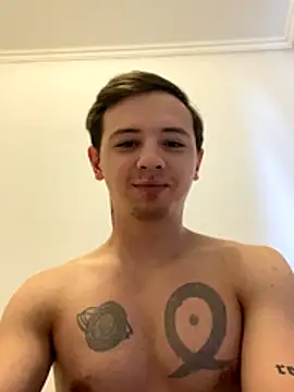 Snapshot of KirilStella chatting on October 24, 2025, 11:39 am KirilStella online show from October 24, 2025, 11:39 am