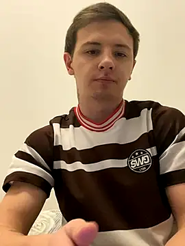 Snapshot of KirilStella chatting on November 1, 2025, 7:27 pm KirilStella online show from November 1, 2025, 7:27 pm