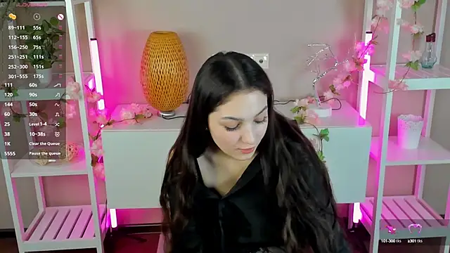 SolPeerbolt online show from October 13, 2025, 2:39 pm