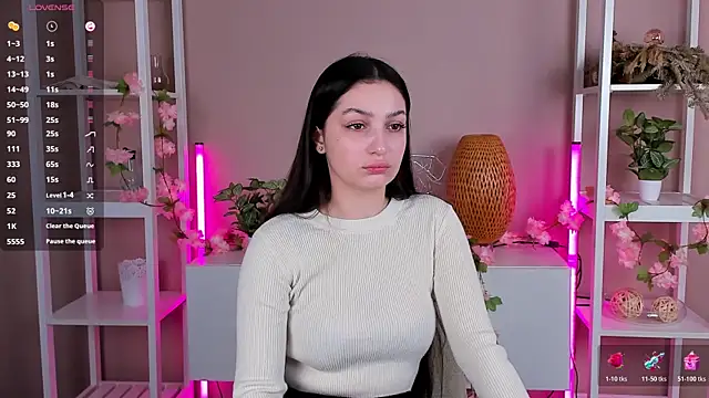 SolPeerbolt online show from October 19, 2025, 1:45 pm