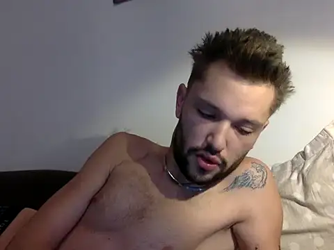 babykriss online show from October 7, 2025, 9:28 am