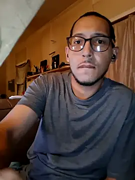 ThrowedWorldWide online show from December 3, 2025, 2:30 am