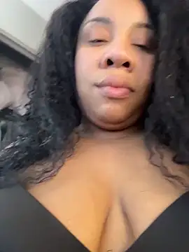 Snapshot of NeliaHexxen chatting on February 13, 2026, 3:57 am NeliaHexxen online show from February 13, 2026, 3:57 am