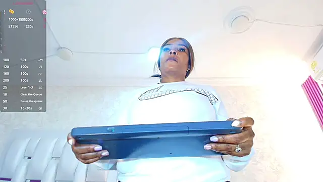 Snapshot of Layla_lell chatting on February 23, 2026, 1:08 pm Layla lell online show from February 23, 2026, 1:08 pm