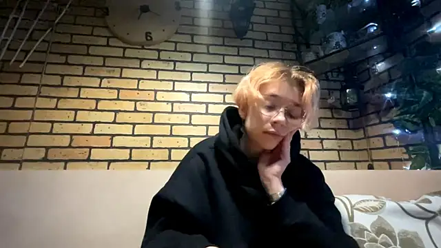 Snapshot of mycutievibe chatting on September 25, 2025, 4:21 pm mycutievibe online show from September 25, 2025, 4:21 pm