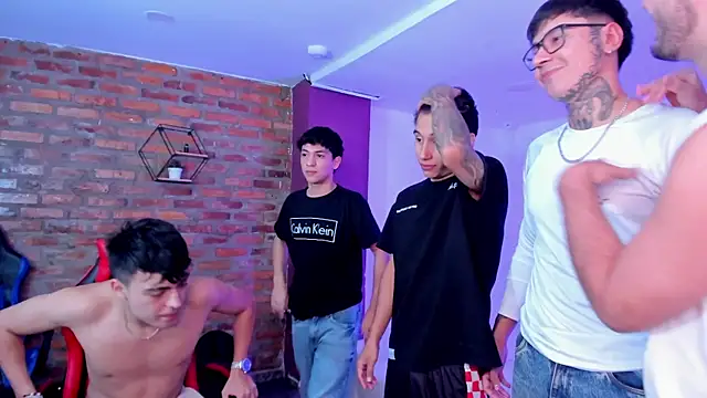 Spaceboys18 online show from April 7, 2026, 8:42 pm