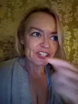 Snapshot of demidelightfulxx chatting on September 28, 2025, 6:41 am demidelightfulxx online show from September 28, 2025, 6:41 am