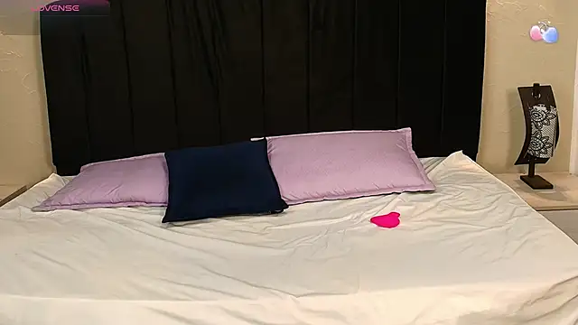 GabySweett  online show from November 27, 2025, 12:40 pm