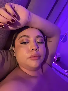 Snapshot of Angelina_velvett chatting on November 1, 2025, 10:01 pm Angelina velvett online show from November 1, 2025, 10:01 pm