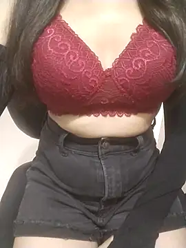 Snapshot of Rosie_Star chatting on October 16, 2025, 3:57 pm Rosie Star online show from October 16, 2025, 3:57 pm