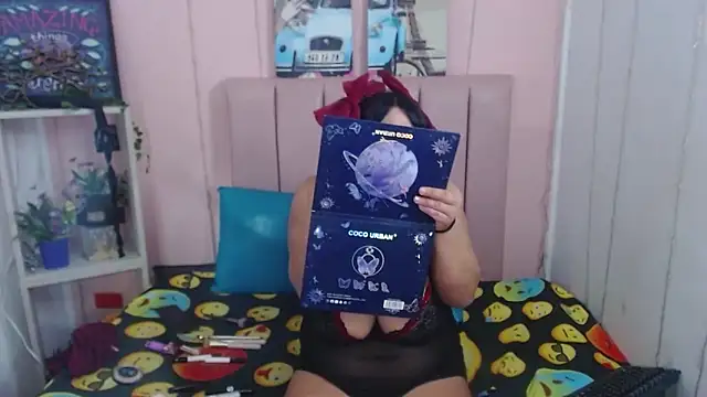 Snapshot of Cassie_Lane chatting on November 6, 2025, 7:37 pm Cassie Lane online show from November 6, 2025, 7:37 pm