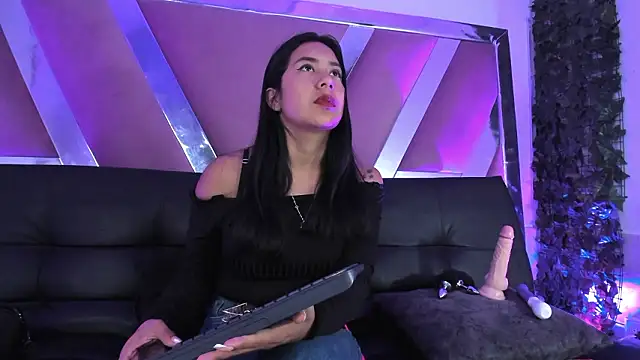 KateValencia online show from March 12, 2026, 1:45 am