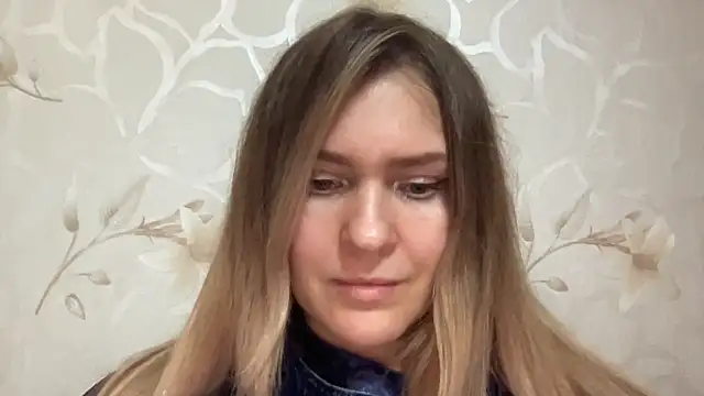 Snapshot of Milysoren chatting on February 16, 2026, 6:37 pm Milysoren online show from February 16, 2026, 6:37 pm