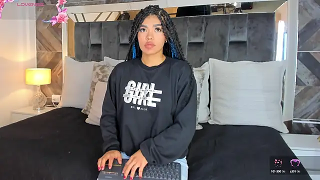 NaylaGrey online show from October 9, 2025, 11:41 am