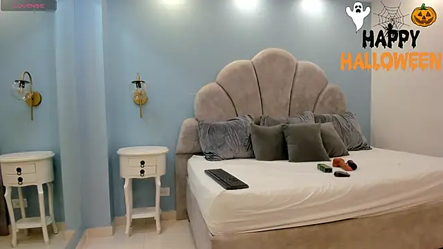 sofi laane online show from October 13, 2025, 7:36 pm