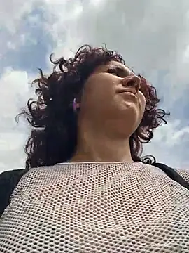  TOMOE online show from December 18, 2025, 6:03 pm