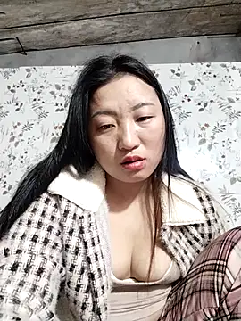 zhen-zo online show from February 9, 2026, 12:58 am