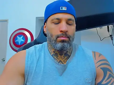 JoshRigby online show from November 27, 2025, 8:11 pm