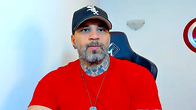 JoshRigby online show from June 26, 2026, 7:40 pm