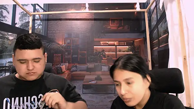 Snapshot of Charly_and_laura chatting on October 4, 2025, 7:01 pm Charly and laura online show from October 4, 2025, 7:01 pm