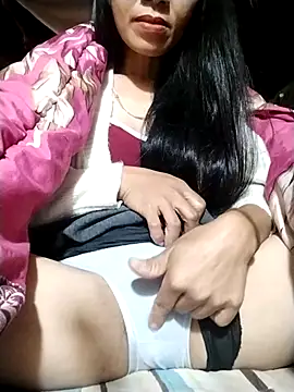 lmc-zz online show from November 5, 2025, 1:44 pm