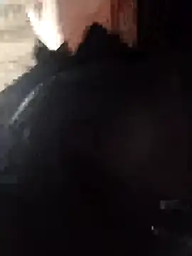 bree-zz online show from November 29, 2025, 10:46 pm