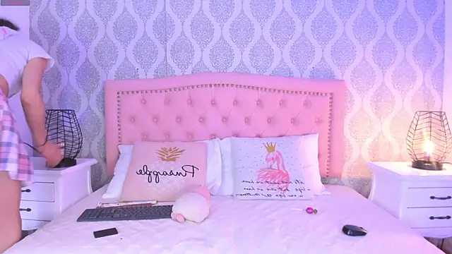 kendallspears 1 online show from November 14, 2025, 3:38 am