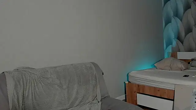 Snapshot of sweet_smith8 chatting on October 15, 2025, 2:28 pm sweet smith8 online show from October 15, 2025, 2:28 pm