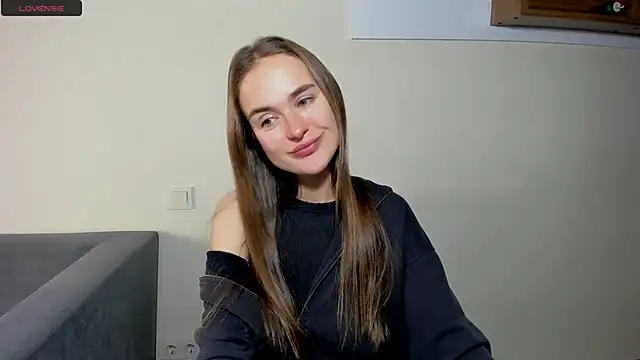 LilMary  online show from December 17, 2025, 9:26 am