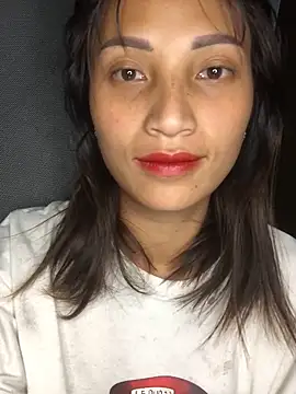 Snapshot of July_sexy69 chatting on October 21, 2025, 1:45 pm July sexy69 online show from October 21, 2025, 1:45 pm