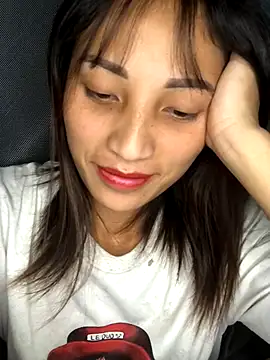 Snapshot of July_sexy69 chatting on October 22, 2025, 2:50 pm July sexy69 online show from October 22, 2025, 2:50 pm