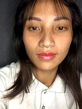 Snapshot of July_sexy69 chatting on October 23, 2025, 1:54 pm July sexy69 online show from October 23, 2025, 1:54 pm