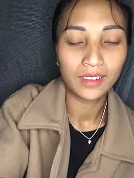 Snapshot of July_sexy69 chatting on November 3, 2025, 3:02 pm July sexy69 online show from November 3, 2025, 3:02 pm