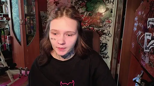 Liaaa Li online show from October 17, 2025, 7:11 am