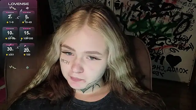 Liaaa Li online show from October 29, 2025, 7:37 pm