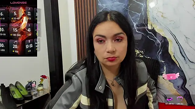 angelinee39 online show from October 26, 2025, 8:42 am